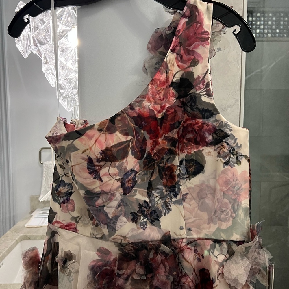MARCHESA NOTTE One-Shoulder Tulle Dress w/ 3D Applique - Picture 12 of 15
